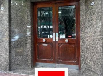 Departamento de 3 ambientes, Parque Patricios · Venta Depto 3 Ambientes Al Frente, Av Caseros