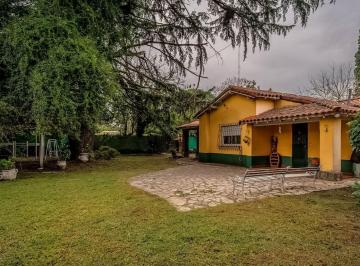 Quinta vacacional · 171m² · 3 Ambientes · Casa Quinta en Venta en Villa Gobernador Udaondo, Ituzaingó, G. B. a. Zona Oeste