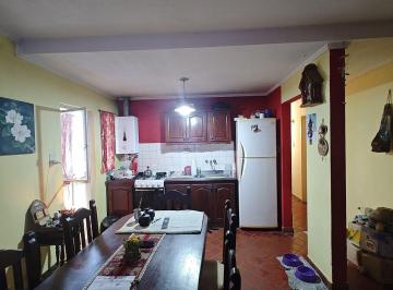 Casa · 115m² · 5 Ambientes · 2 Cocheras · Casa en Barrio Upcn 2 Dorm., Cochera y Patio