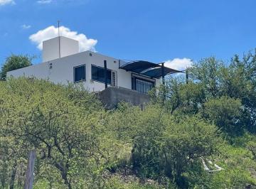 Casa · 60m² · 2 Ambientes · 1 Cochera · Casa en Venta un Dormitorio Cochera Estancia Vieja