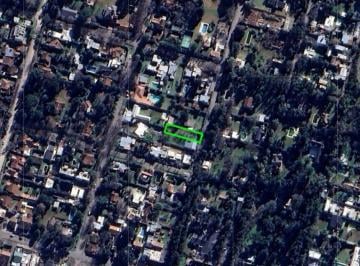 Casa · 446m² · Terreno en Venta - 446,25 m² - Manuel B. Gonnet