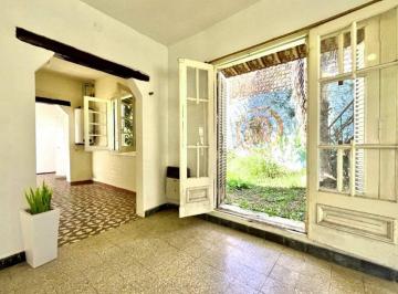PH · 65m² · 3 Ambientes · Casa de Pasillo Unico 2 Dorm. con 3 Patios