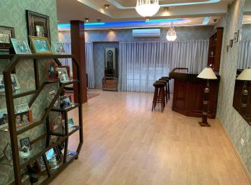 Casa · 427m² · 5 Ambientes · 2 Cocheras · Venta Casa 5 Ambientes Mas Galpon con Oficina