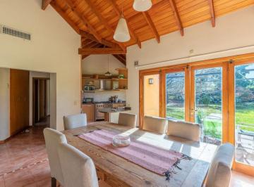 Casa · 168m² · 5 Ambientes · 2 Cocheras · Casa 3 Dorm. en Venta en City Bell