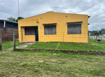 Casa · 400m² · 5 Ambientes · 2 Cocheras · Casa en Venta