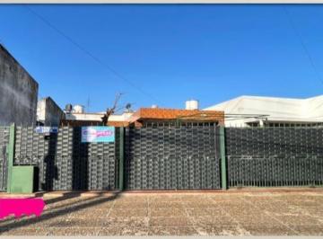 Casa · 78m² · 4 Ambientes · 2 Cocheras · Casa en Venta