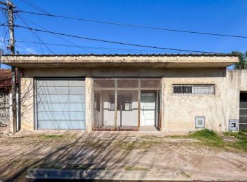 Casa · 125m² · 2 Ambientes · 2 Cocheras · Casa en Venta - 1 Dormitorio 1 Baño - Cochera - 300 m² - La Plata