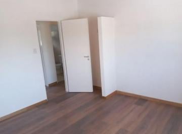 Casa · 80m² · 3 Ambientes · 1 Cochera · Dúplex en Venta - 2 Dorm. 1 Baño - Cochera - 100 m² - Necochea