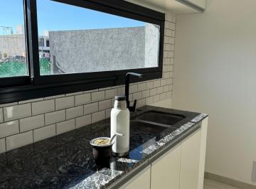 Casa en Alquiler de 5 ambientes DOCTA · Duplex a Estrenar - 3 Habitaciones