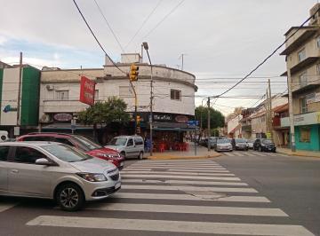 PH de 4 ambientes, La Matanza · A483 Ramos Mejía Centro Sobre Av de Mayo Alquiler Amplio Semi Piso con Entrada Independiente
