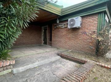 PH de 8 ambientes, Villa Carlos Paz · Casa Céntrica Apto Crédito
