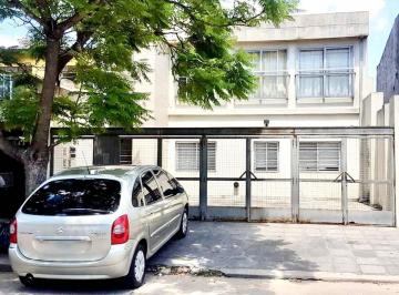 PH · 71m² · 3 Ambientes · 1 Cochera · Venta PH 3amb. con Patio y Cochera/apta Credito
