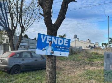 Terreno · 300m² · Terreno en Calle Av 25 de Mayo Entre Alsina y Wallace