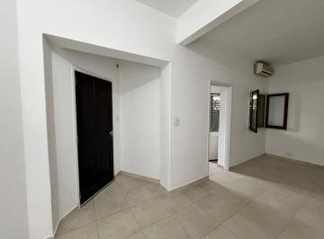PH · 56m² · 2 Ambientes · 1 Cochera · Alquiler PH 2 Amb C/cochera Sin Expensas Martinez