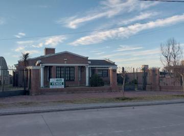 Casa de 11 ambientes, Colonia Caroya · Venta - Casa Calle 14 Sur Nº 451 – Colonia Caroya