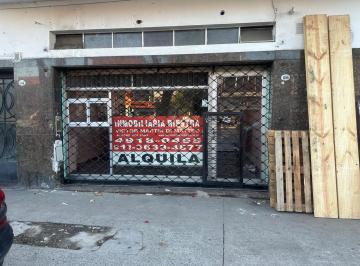Local comercial , Pompeya · Local en Excelente Ubicación