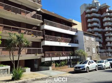 Departamento de 3 ambientes, Mar del Plata · Venta 3 Amb. Playa Grande Segunda Linea del Mar. Aristobulo 3700. con Terraza