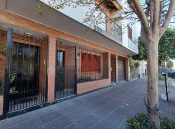 PH · 75m² · 3 Ambientes · 1 Cochera · PH Tipo Duplex 3amb C/ Cochera y Patio