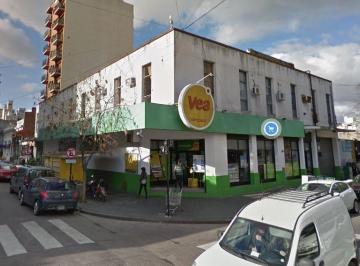 Local comercial · 650m² · Local en Esquina