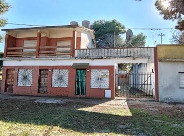 Departamento de 2 ambientes, Mar del Tuyú · Av 58 E/3 y 4 Mar del Tuyú Departamento 2 Amb Vende Sara Zapata Inmobiliaria