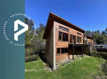 Casa · 100m² · 3 Ambientes · 1 Cochera · Venta - Casa 100 m² con Acceso a Arroyo en El Bosque - Barrio Epulafquen.
