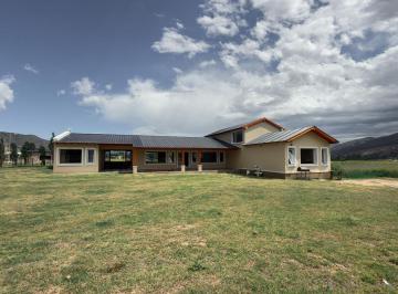 Casa · 255m² · 7 Ambientes · 2 Cocheras · Casa en Los Mimbres 2, Tafi del Valle