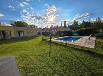 Casa de 2 ambientes, Vistalba · Venta · Casa ·5 Dormitorio · Vistalba · Lujan