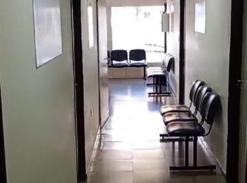 Local comercial , Merlo · Local 9 Consultorios Medicos Excelente Ubicación Merlo