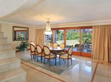 Casa · 800m² · 6 Ambientes · 10 Cocheras · Casa en Venta en Playa Mansa, Punta del Este, Punta del Este / Maldonado