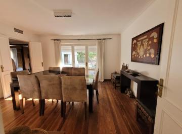 Casa de 5 ambientes, Ciudad de Mendoza · Ivanna Blanc Alquila Casa con Excelente Ubicacion