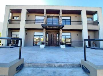 Casa · 271m² · 4 Ambientes · 1 Cochera · Casa en Venta en La Reserva Cardales, Campana, G. B. a. Zona Norte