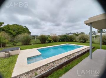 Casa · 179m² · 6 Ambientes · 2 Cocheras · Venta Casa Pilar del Este Santa Elena