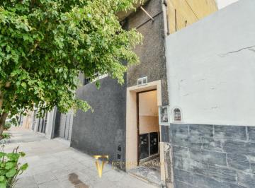 PH · 59m² · 3 Ambientes · PH en Venta 3 Ambientes - Balcón Aterrazado - Lomas del Mirador