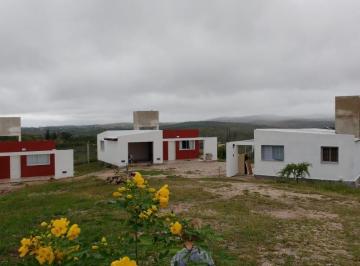 Quinta vacacional de 6 ambientes, Estancia Vieja · Complejo de Cabañas - 3 Casas + Pileta - Estancia Vieja