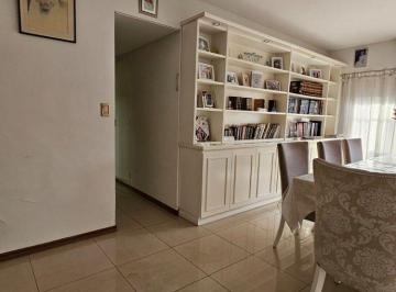 Departamento · 118m² · 4 Ambientes · 1 Cochera · Departamento de Cuatro Ambientes Cochera Balcon Fr