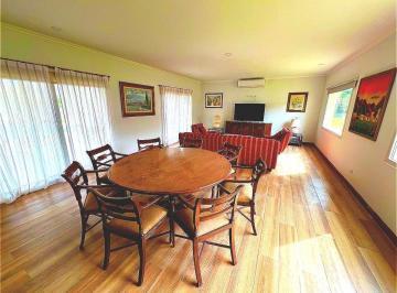 Terreno · 300m² · 6 Ambientes · 6 Cocheras · Casa en Haras Santa Maria - Barrio Las Lomas - Escobar