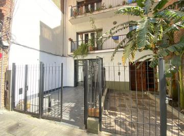 Local comercial · 90m² · 5 Ambientes · Local/oficina/ Consultorio en Alquiler a m del Sanatorio Allende