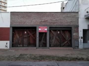 Terreno · 362m² · Lote en Venta - Diagonal 76 E/ 43 y 18 - Excelente Ubicacion