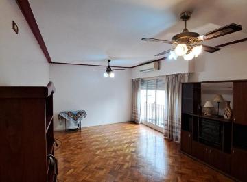 Departamento · 68m² · 3 Ambientes · 3 Ambientes en Rivadavia y Medrano (Requisitos en Descripción)