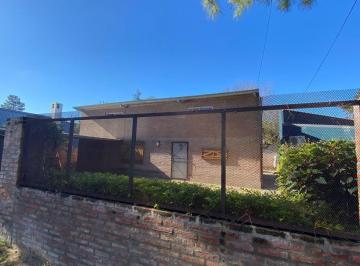 Quinta vacacional de 4 ambientes, Arroyo Leyes · Se Vende Casa Quinta en Arroyo Leyes - Km12,5 a 100 m de La Ruta!