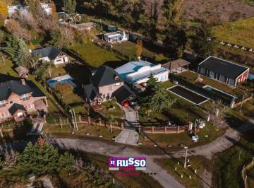 RUS-RUS-10410_2 · Venta de Quinta 1400 m² en Santa Amelia