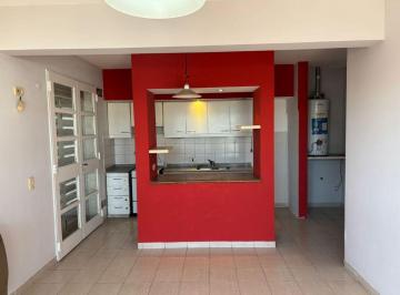 Departamento de 3 ambientes, Merlo · Alquiler de Departamento en Planta Alta (A 5 Cuadras de La Estacion de Merlo Norte)