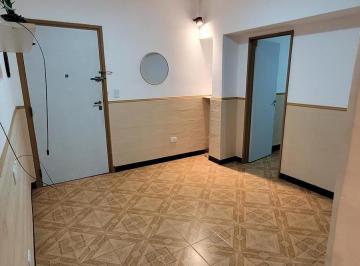 Departamento · 52m² · 3 Ambientes · Departamento de 3 Ambientes en Pb, Reciclado a Nuevo
