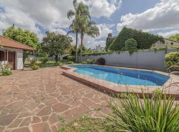 Casa · 270m² · 5 Ambientes · Venta Casa Lote de 1275 m² Lomas de Zamora
