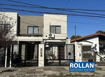 Casa · 90m² · 4 Ambientes · 1 Cochera · Duplex 4 Amb en Alquiler! Carapachay