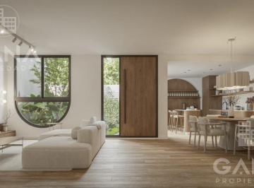 Casa · 132m² · 6 Ambientes · Casa en Santiago Al 100 3 Dorm.