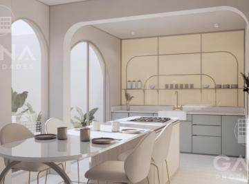 Casa · 223m² · 7 Ambientes · Casa en Venta Espectacular de 3 Dorm. en Pleno Barrio Lourdes. Pileta