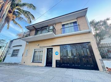 Casa de 3 ambientes, Lanús · Casa de 3 Ambientes Apto Credito en Venta - Impecable Estado
