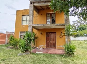 Casa · 350m² · 4 Ambientes · Casa en Pueblo Belgrano