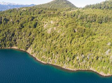 Terreno · 120m² · Lote con Costa Lago Moreno